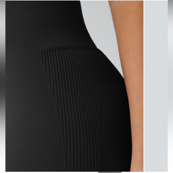 Halara Seamless Flow High Waisted Butt Lifting Leggings NWOT - Picture 4 of 9